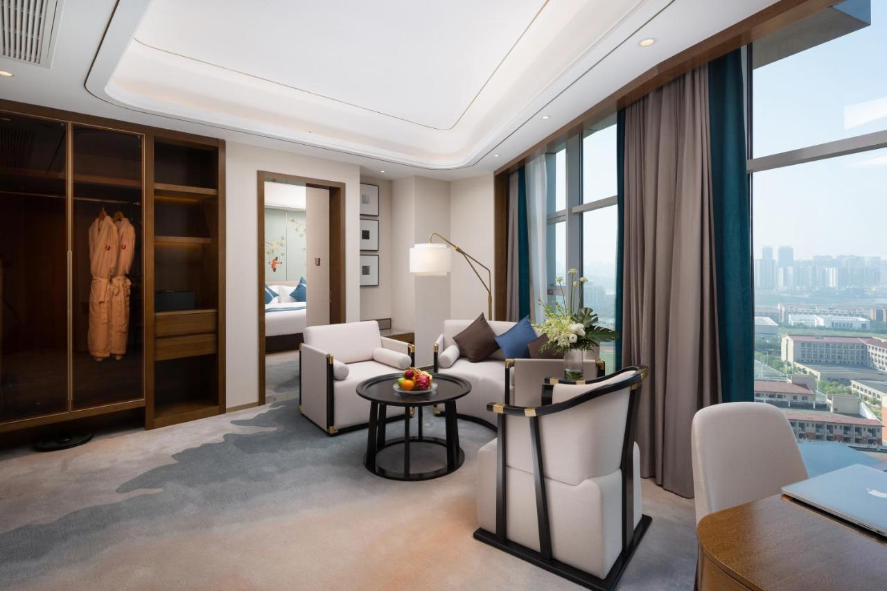 Luzhou Jianguo Hotel Bagian luar foto